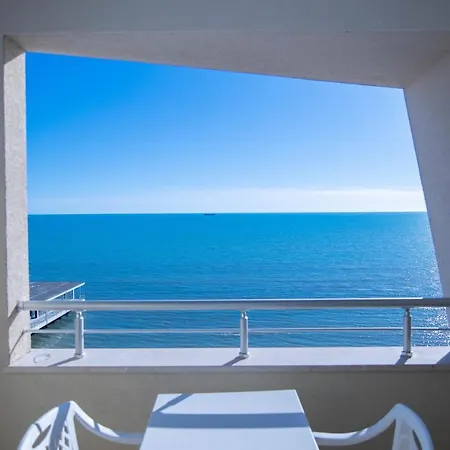Zanzi Hotel