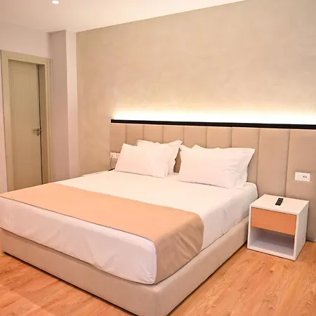Zanzi Hotel