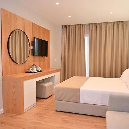 Zanzi Hotel