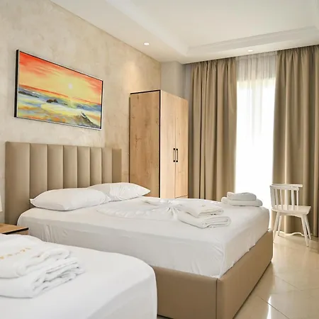 Zanzi Szálloda 4*