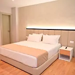 Zanzi Hotel