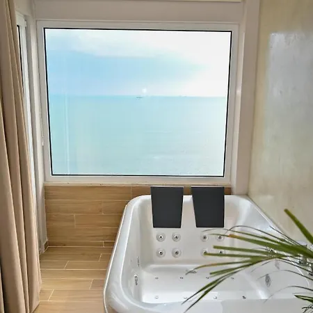 Zanzi מלון דורס