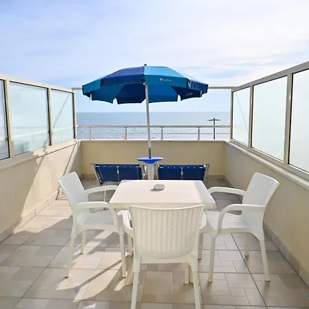 Zanzi Otel 4*